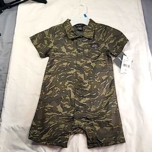 *NWT* Eddie Bauer camo print romper
